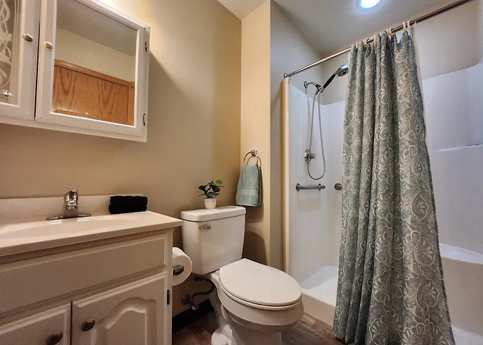 Waterloo Suites Hotel *