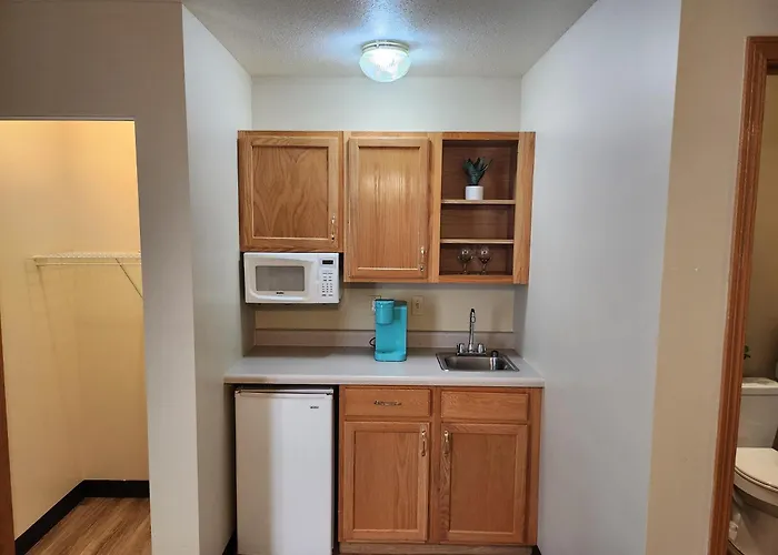 Waterloo Suites * Waterloo